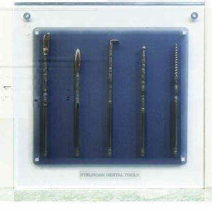 Strumentario dentistico etrusco ii secolo ac 35x35