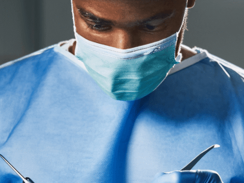 Chirurgia Orale Avanzata: La Formazione Pratica è essenziale